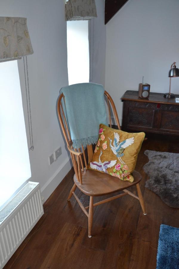 Loft Apartment Nr Bath & Bristol With Hot Tub المظهر الخارجي الصورة